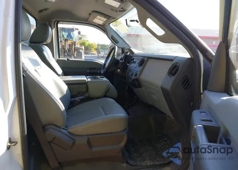 2011 Ford F250 Super Duty from USA, damaged, VIN 1FTBF2B67BEB05886